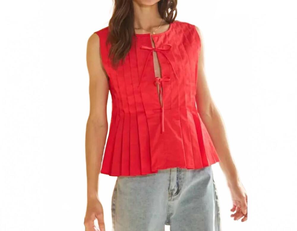 NEW ODDI poplin pleated sleeveless top in red